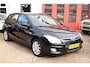 Hyundai i30 1.6i Dynamic Luxe , AIRCO, SPORTVELGEN,
