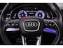 Audi Q8 4.0 TFSI SQ8 quattro | Achterasbesturing | Panoramadak | Tour Pakket | City Pakket | Luchtvering | Matrix LED | Leder | Adapt Cruise Control