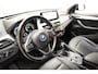 BMW X1 xDrive25e High Executive [ Leder Navi prof. HUD Stoelverwarming ]