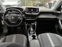 Peugeot 2008 1.2 PureTech Allure D.RIEM VERVANGEN!! // AFN. TREKHAAK // VIRTUAL COCKPIT // CAMERA+SENSOREN // NAVI+CARPLAY // HALF LEDER // LED //
