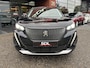 Peugeot 2008 1.2 PureTech Allure D.RIEM VERVANGEN!! // AFN. TREKHAAK // VIRTUAL COCKPIT // CAMERA+SENSOREN // NAVI+CARPLAY // HALF LEDER // LED //