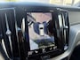 Volvo XC60 2.0 B4 R-DESIGN R-Design Pano I HUD I All-in prijs!