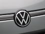 Volkswagen T-Roc 1.5 eTsi 150 Pk Life First Edition | Stoel/Stuurverwarming | Adaptive Cruise | Camera | Trekhaak | Climatronic | 17 Inch | 5.843 Km !!