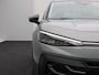 Volkswagen T-Roc 1.5 eTsi 150 Pk Life First Edition | Stoel/Stuurverwarming | Adaptive Cruise | Camera | Trekhaak | Climatronic | 17 Inch | 5.843 Km !!
