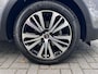 Renault Captur 1.3 TCe Initiale Paris Automaat / Dealer onderhouden / Panorama dak / 1.500 kg trekgewicht / Leder / 17"LM wielen /  BOSE audio /