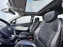 Renault Captur 1.3 TCe Initiale Paris Automaat / Dealer onderhouden / Panorama dak / 1.500 kg trekgewicht / Leder / 17"LM wielen /  BOSE audio /
