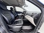 Renault Captur 1.3 TCe Initiale Paris Automaat / Dealer onderhouden / Panorama dak / 1.500 kg trekgewicht / Leder / 17"LM wielen /  BOSE audio /