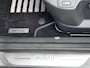 Renault Captur 1.3 TCe Initiale Paris Automaat / Dealer onderhouden / Panorama dak / 1.500 kg trekgewicht / Leder / 17"LM wielen /  BOSE audio /
