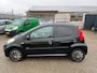 Peugeot 107 1.0-12V Sportium(st-bekr,airco,5drs,open-dakje,bj11,3499,-)