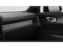 Volvo EX40 P5 Long Range Ultra Europa 82 kWh | Facelift | Schuif-/Kanteldak | Harman Kardon | Adaptieve Cruise Control | Stuur-/Stoelverwarming | Getint Glas | 20" | 360 Camera |