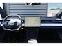 Lynk & Co 02 Business Edition 66 kWh | 1600KG Trekgewicht | Stoelverwarming | Apple CarPlay | Android Auto | Achteruitrijcamera | Panoramadak | Elektrische Achterklep | Keyles Entry | Regensensor |