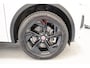 Jaguar E-Pace 1.5 P300e AWD R-Dynamic SE Blackpack [ SoH 97,7% | Panorama Stoelventilatie Camera Apple/Android ]
