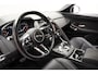Jaguar E-Pace 1.5 P300e AWD R-Dynamic SE Blackpack [ SoH 97,7% | Panorama Stoelventilatie Camera Apple/Android ]
