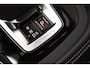 Jaguar E-Pace 1.5 P300e AWD R-Dynamic SE Blackpack [ SoH 97,7% | Panorama Stoelventilatie Camera Apple/Android ]