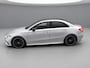 Mercedes-Benz A-klasse 180 AMG Line | Panoramadak | BURMESTER |