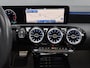Mercedes-Benz A-klasse 180 AMG Line | Panoramadak | BURMESTER |