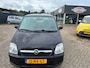 Opel Agila 1.2-16V Essentia(st-bekr,trekhaak,bj04,1199,-)