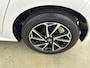 Toyota Yaris 1.5 VVT-i Dynamic | Navi | Lichtmetalen Velgen | Parkeercamera | Apple Carplay/Android Auto | Chroompakket |