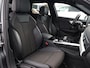 Audi A4 Avant 35 TFSI S edition Competition | Zwenkbare Trekhaak | Panorama Dak | Navi | Full LED | Camera | Zwart optiek | Elektrische Klep | Fabrieksgarantie t/m 25/3/2028 of 100.000 km |