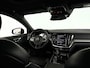 Volvo V60 T6 Plug-in hybrid AWD Plus Dark | Panoramadak | Parkeercamera | Stoel- en Stuurverwarming | Trekhaak