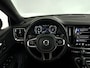 Volvo V60 T6 Plug-in hybrid AWD Plus Dark | Panoramadak | Parkeercamera | Stoel- en Stuurverwarming | Trekhaak