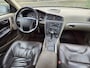 Volvo V70 XC70 2.4 D5 AWD Geartronic Titanium | Autom | Leer | Clima |