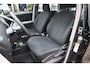Toyota Yaris 1.3 VVTi Sol 87pk 5drs | 1e-Eigenaar | Airco | Trekhaak | NAP | Radio CD