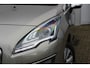 Peugeot 3008 1.2-130pk Turbo Allure. Nette, complete en goed onderhouden hoogzitter ! Autm. airco dual, xenon verl., panoramadak, metallic lak, trekhaak, LM wielen, navigatie, head-up display, r/cd i.c.m. JBL-soundsyst., cruise cntrl, bluetooth tel. voorb.
