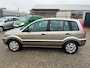 Ford Fusion 1.6-16V Centennial(st-bekr,airco,elektr-pakket,bj04,2199,-)