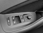 Volkswagen Passat Variant 1.5 eTSI Business Navigatie Apple Carplay Android Auto Camera Parkeerhulp Adaptive Cruise Control Stoel- en stuurverwarming  Virtual Cockpit Climate Control Lichtmetalen velgen