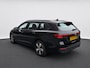 Volkswagen Passat Variant 1.5 eTSI Business Navigatie Apple Carplay Android Auto Camera Parkeerhulp Adaptive Cruise Control Stoel- en stuurverwarming  Virtual Cockpit Climate Control Lichtmetalen velgen