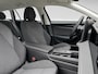 Volkswagen Passat Variant 1.5 eTSI Business Navigatie Apple Carplay Android Auto Camera Parkeerhulp Adaptive Cruise Control Stoel- en stuurverwarming  Virtual Cockpit Climate Control Lichtmetalen velgen