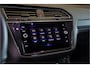 Volkswagen Tiguan 1.4 TSI eHybrid R-Line Business+ Panorama dak, Topcomfort Sportstoelen, Camera, Matrix Led, Keyless, Stuur verwarmd, Ambiente+, Electr. trekhaak, 20''