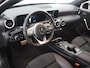 Mercedes-Benz A-klasse 180 Business Solution AMG | Night | Parkassistent | Sportstoelen | Stoelverwarming | Apple carplay |