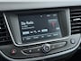 Opel Crossland 1.2T 111pk Camera Apple/Android CruiseControl Pdc Bordherk. Lane-dep. Led Aut.Verlichting Isofix Tel. Ecc Elek.Ramen/Spiegels 16''LM Nieuw Model! 1.2 Turbo Elegance NL-auto!