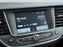 Opel Crossland 1.2T 111pk Camera Apple/Android CruiseControl Pdc Bordherk. Lane-dep. Led Aut.Verlichting Isofix Tel. Ecc Elek.Ramen/Spiegels 16''LM Nieuw Model! 1.2 Turbo Elegance NL-auto!