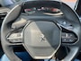 Peugeot 2008 1.2 PureTech Allure(clima,cruise,lmv,nwe-distributieset,bj21,15999,-)