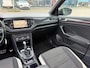 Volkswagen T-Roc 1.5 TSI Sport/ 1e EIG/ nap/ dealeronderhouden/ 1jaar apk/ R Line/ volle opties.