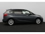 BMW 2-Serie Active Tourer 218i Executive/ Leder/ 16'' LMV/ Navi/ Clima/ Cruise/ Elek. pakket/ Isofix/ Bluetooth/ Armsteun/ Multi. LEDER. Stuur/ Mistl./ PDC/ Extra getint glas.