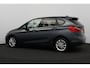 BMW 2-Serie Active Tourer 218i Executive/ Leder/ 16'' LMV/ Navi/ Clima/ Cruise/ Elek. pakket/ Isofix/ Bluetooth/ Armsteun/ Multi. LEDER. Stuur/ Mistl./ PDC/ Extra getint glas.