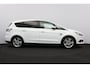Ford S-Max 1.5 ST-Line/ Trekhaak/ 7-Persoons/ LED Koplampen/ Camera/ Apple Carplay/ Voorruitverw./ Stoelverw./ Keyless/ 18'' LMV/ Extra getint glas/ PDC V+A/ Bluetooth/ Multi. LEDER. Stuur/ Chroom/ Dakrails.