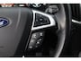 Ford S-Max 1.5 ST-Line/ Trekhaak/ 7-Persoons/ LED Koplampen/ Camera/ Apple Carplay/ Voorruitverw./ Stoelverw./ Keyless/ 18'' LMV/ Extra getint glas/ PDC V+A/ Bluetooth/ Multi. LEDER. Stuur/ Chroom/ Dakrails.