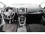 Ford S-Max 1.5 ST-Line/ Trekhaak/ 7-Persoons/ LED Koplampen/ Camera/ Apple Carplay/ Voorruitverw./ Stoelverw./ Keyless/ 18'' LMV/ Extra getint glas/ PDC V+A/ Bluetooth/ Multi. LEDER. Stuur/ Chroom/ Dakrails.