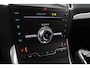 Ford S-Max 1.5 ST-Line/ Trekhaak/ 7-Persoons/ LED Koplampen/ Camera/ Apple Carplay/ Voorruitverw./ Stoelverw./ Keyless/ 18'' LMV/ Extra getint glas/ PDC V+A/ Bluetooth/ Multi. LEDER. Stuur/ Chroom/ Dakrails.