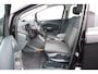 Ford C-Max 1.0 Edition Plus/ D-Riem verv: 150.000 KM!/ Trekhaak/ 17'' LMV/ Sony Audio/ Voorruitverw./ Navi/ Clima/ Cruise/ Elek. pakket/ Isofix/ Bluetooth/ Armsteun/ Multi. LEDER. Stuur/ Mistl./ PDC V+A/ Chroom.