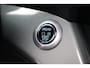 Ford C-Max 1.0 Edition Plus/ D-Riem verv: 150.000 KM!/ Trekhaak/ 17'' LMV/ Sony Audio/ Voorruitverw./ Navi/ Clima/ Cruise/ Elek. pakket/ Isofix/ Bluetooth/ Armsteun/ Multi. LEDER. Stuur/ Mistl./ PDC V+A/ Chroom.