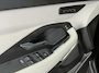 Jaguar E-Pace 1.5 P300e AWD R-Dynamic S | Trekhaak | Stoelen verwarmd | 360 Cam | Luxe Leder