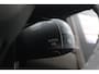 Renault Megane Estate 1.3 TCe Limited/ Apple + Android/ 16'' LMV/ Lane-Assist./ Grootlicht Assist./ Stoelverw./ Navi/ Clima/ Cruise/ Elek. pakket/ Isofix/ Bluetooth/ Armsteun/ Multi. LEDER. Stuur/ Mistl./ PDC/ Chroom.