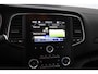 Renault Megane Estate 1.3 TCe Limited/ Apple + Android/ 16'' LMV/ Lane-Assist./ Grootlicht Assist./ Stoelverw./ Navi/ Clima/ Cruise/ Elek. pakket/ Isofix/ Bluetooth/ Armsteun/ Multi. LEDER. Stuur/ Mistl./ PDC/ Chroom.