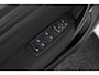 Renault Megane Estate 1.3 TCe Limited/ Apple + Android/ 16'' LMV/ Lane-Assist./ Grootlicht Assist./ Stoelverw./ Navi/ Clima/ Cruise/ Elek. pakket/ Isofix/ Bluetooth/ Armsteun/ Multi. LEDER. Stuur/ Mistl./ PDC/ Chroom.
